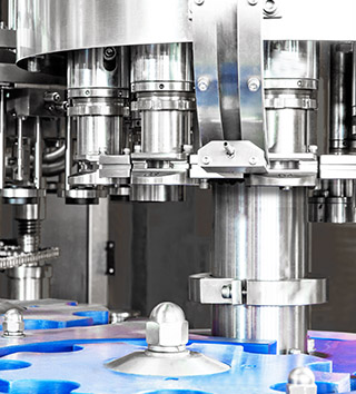 易拉罐午夜黄片免费看機